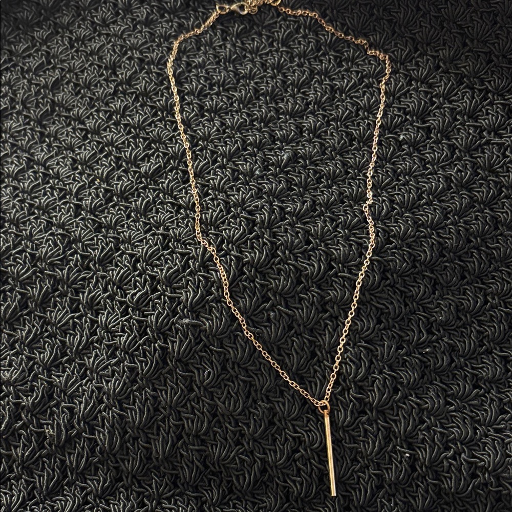 Elegant Gold Bar Pendant Necklace